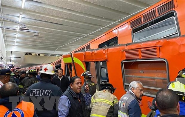 Mexico: Hai tàu điện ngầm va vào nhau làm nhiều người thương vong